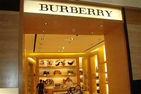 武汉 burberry|Burberry 店铺方位 .